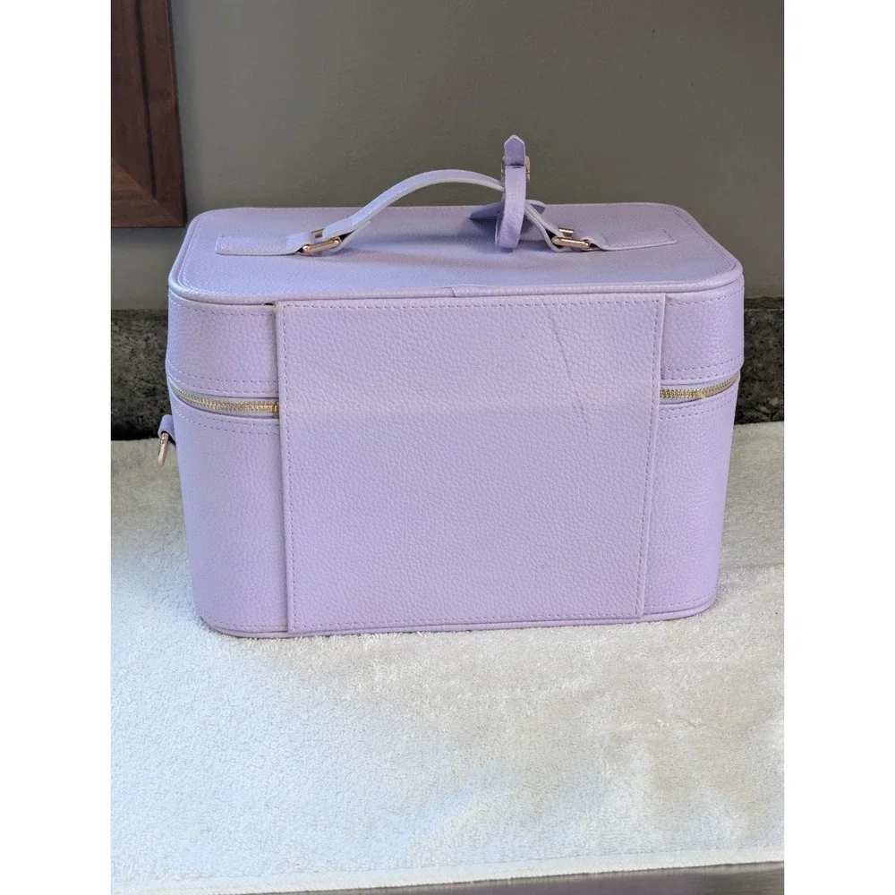 Truly Beauty Amalfi Luxury Travel Trunk Lilac Vegan Leather Makeup Case Read